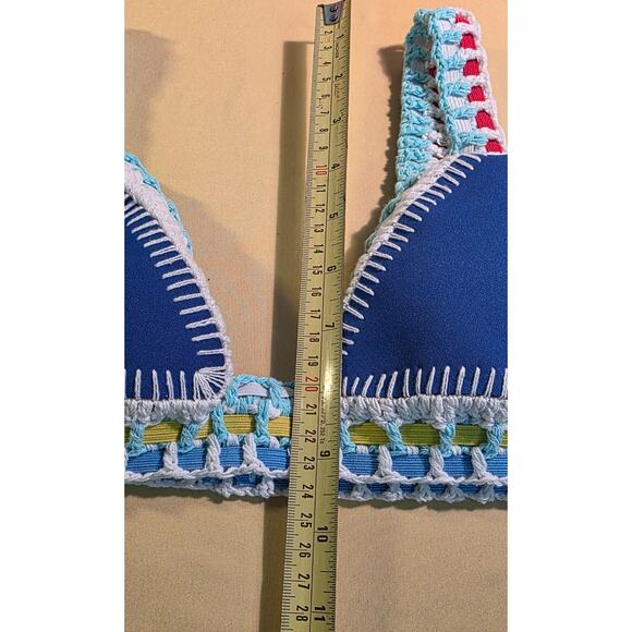 Crocheted Bikini Top No tag see measurements for size - Picture 4 of 4